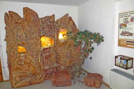 Изкуствена скала, сн. Волен Аркумарев